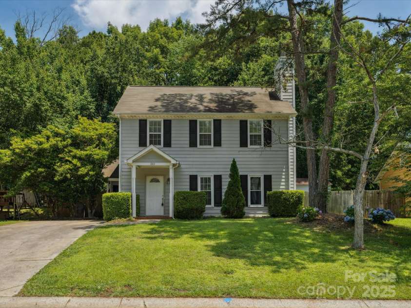 3313 Fortis Lane, Matthews, NC 28105.  MLS# CAR4266323, YatesRealty ID 19318. 