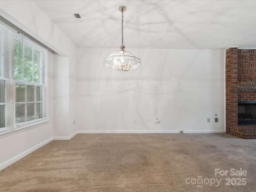 3313 Fortis Lane, Matthews, NC 28105.  MLS# CAR4266323, YatesRealty ID 19318. 