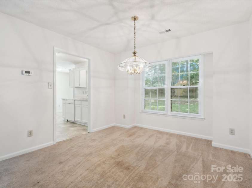 3313 Fortis Lane, Matthews, NC 28105.  MLS# CAR4266323, YatesRealty ID 19318. 