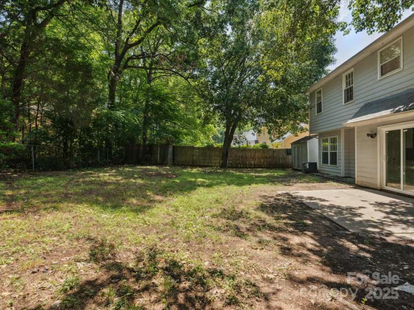 3313 Fortis Lane, Matthews, NC 28105.  MLS# CAR4266323, YatesRealty ID 19318. 