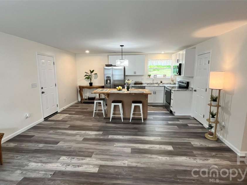 2470 Fire Department Street, Newton, NC 28658.  MLS# CAR4375679, YatesRealty ID 19319. 