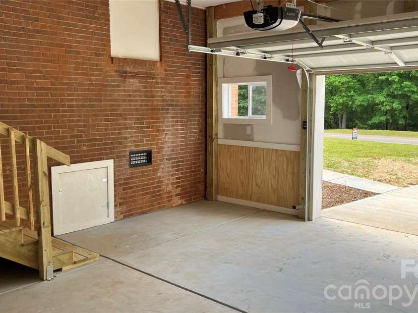 2470 Fire Department Street, Newton, NC 28658.  MLS# CAR4375679, YatesRealty ID 19319. 