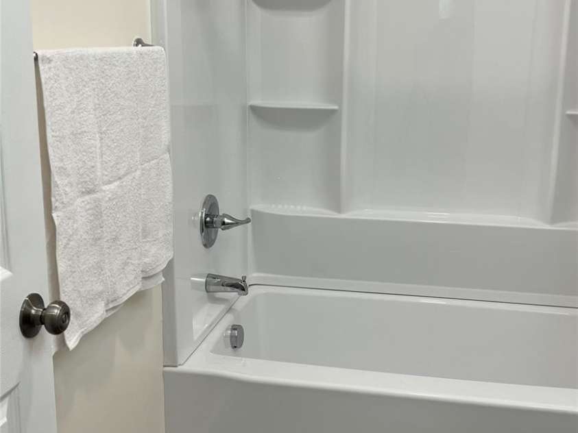 2470 Fire Department Street, Newton, NC 28658.  MLS# CAR4375679, YatesRealty ID 19319. 