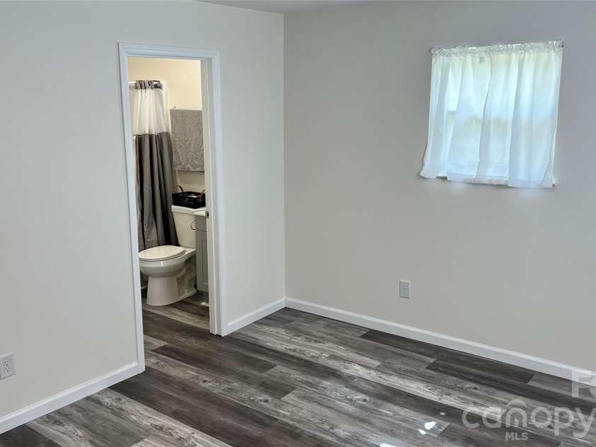 2470 Fire Department Street, Newton, NC 28658.  MLS# CAR4375679, YatesRealty ID 19319. 