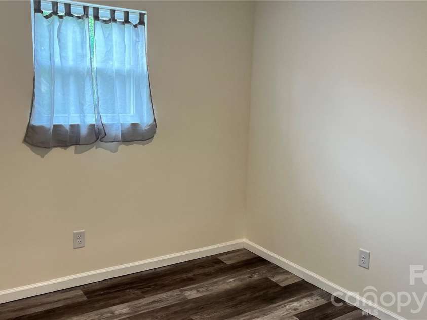 2470 Fire Department Street, Newton, NC 28658.  MLS# CAR4375679, YatesRealty ID 19319. 