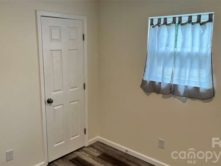2470 Fire Department Street, Newton, NC 28658.  MLS# CAR4375679, YatesRealty ID 19319. 