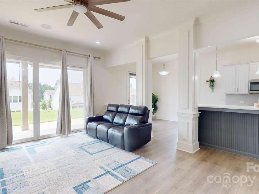 7651 Fenn Way, Fort Mill, SC 29707.  MLS# CAR4267301, YatesRealty ID 19319. 