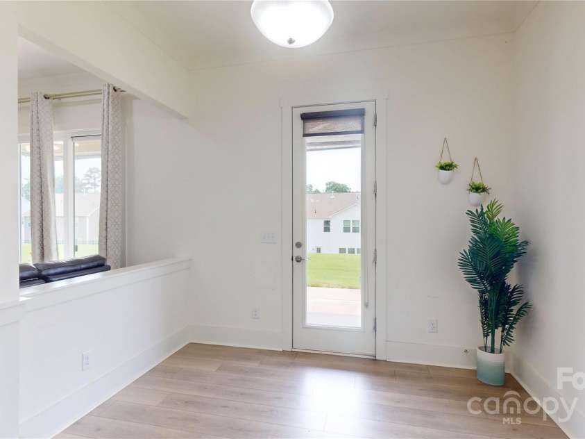 7651 Fenn Way, Fort Mill, SC 29707.  MLS# CAR4267301, YatesRealty ID 19319. 