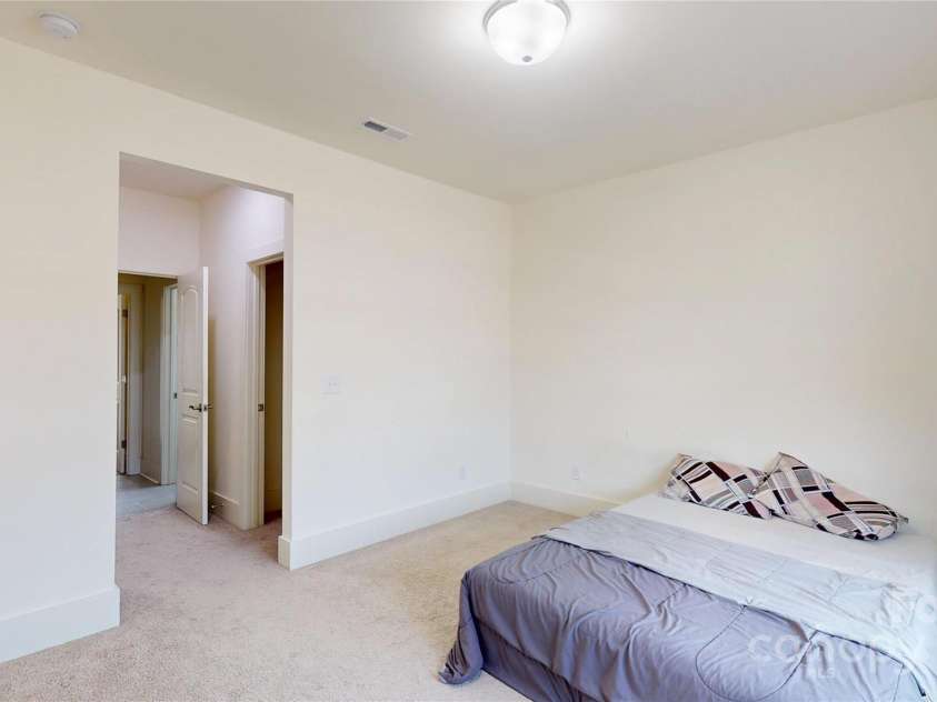 7651 Fenn Way, Fort Mill, SC 29707.  MLS# CAR4267301, YatesRealty ID 19319. 