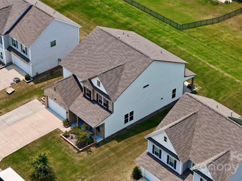 7651 Fenn Way, Fort Mill, SC 29707.  MLS# CAR4267301, YatesRealty ID 19319. 