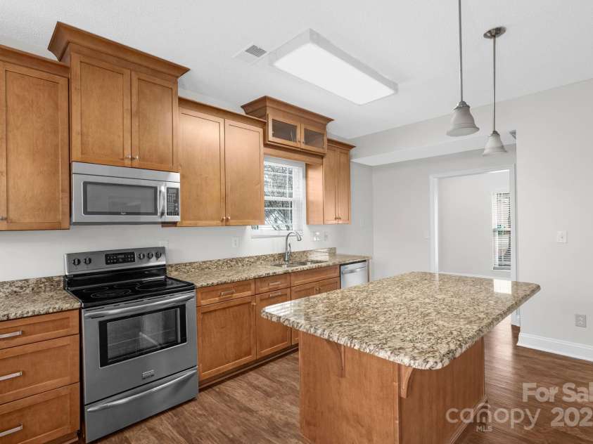 6109 Tartan Green Court, Charlotte, NC 28227.  MLS# CAR4332200, YatesRealty ID 1932. 