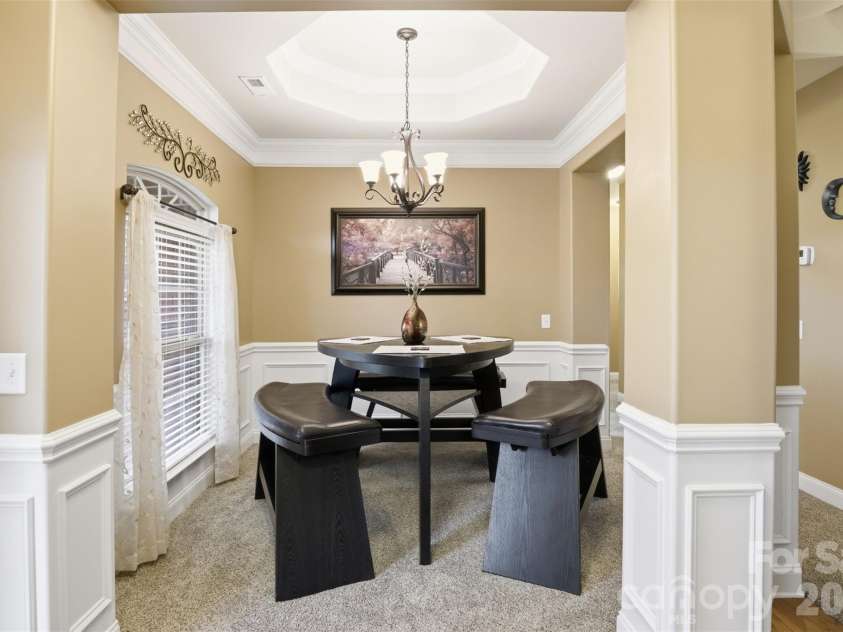 2425 Winnsford Lane, Gastonia, NC 28056.  MLS# CAR4378107, YatesRealty ID 19320. 
