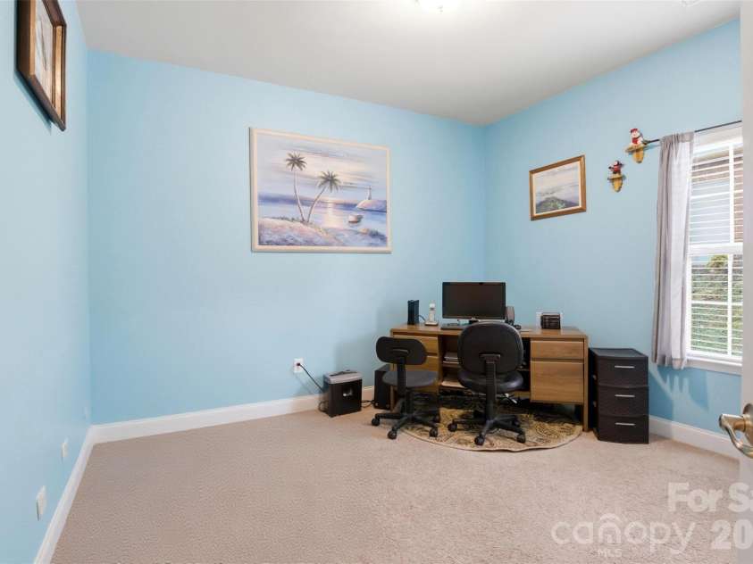 2425 Winnsford Lane, Gastonia, NC 28056.  MLS# CAR4378107, YatesRealty ID 19320. 