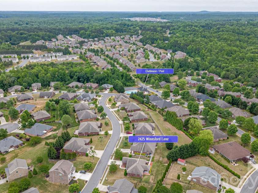 2425 Winnsford Lane, Gastonia, NC 28056.  MLS# CAR4378107, YatesRealty ID 19320. 
