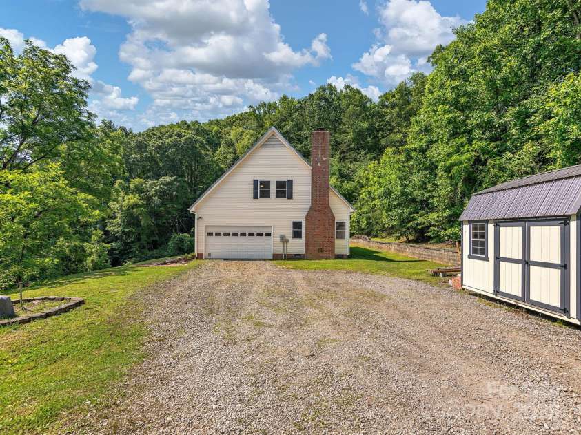 345 Bob Barnwell Road, Fletcher, NC 28732.  MLS# CAR4270017, YatesRealty ID 19321. 