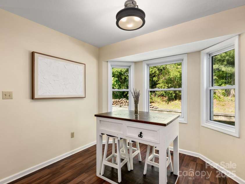 345 Bob Barnwell Road, Fletcher, NC 28732.  MLS# CAR4270017, YatesRealty ID 19321. 