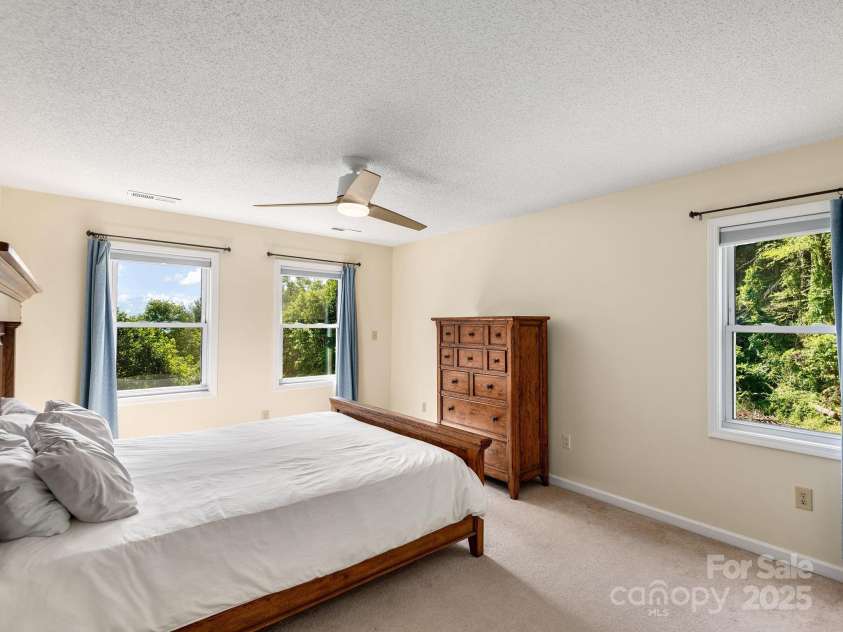 345 Bob Barnwell Road, Fletcher, NC 28732.  MLS# CAR4270017, YatesRealty ID 19321. 