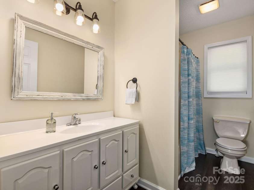 345 Bob Barnwell Road, Fletcher, NC 28732.  MLS# CAR4270017, YatesRealty ID 19321. 