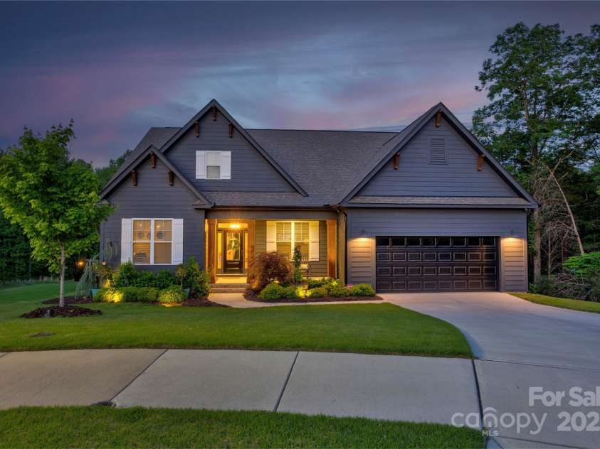 3424 Saint Clair Court, Concord, NC 28027.  MLS# CAR4255058, YatesRealty ID 19323. 