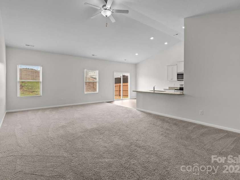 5314 Upton Place, Charlotte, NC 28215.  MLS# CAR4266743, YatesRealty ID 19324. 