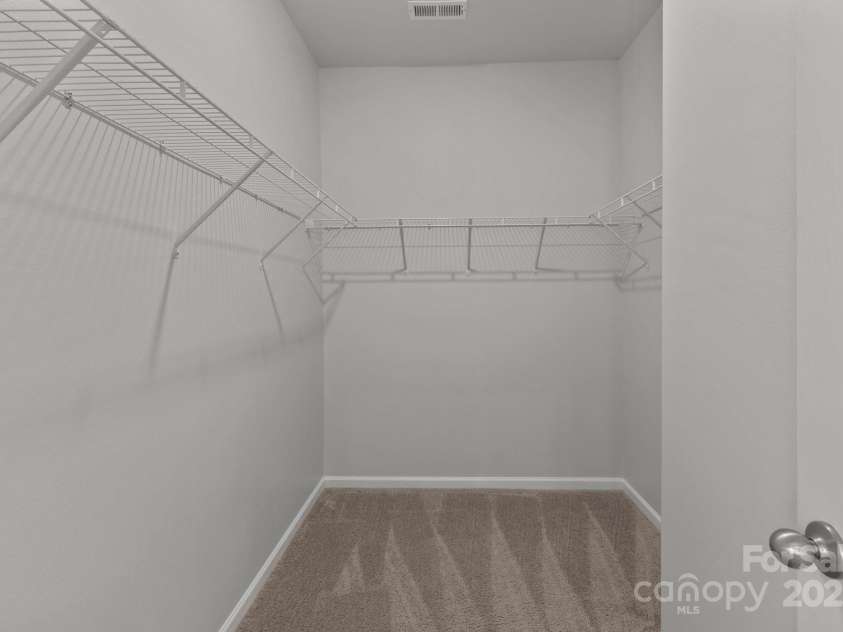 5314 Upton Place, Charlotte, NC 28215.  MLS# CAR4266743, YatesRealty ID 19324. 