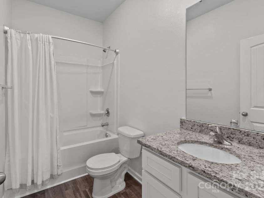 5314 Upton Place, Charlotte, NC 28215.  MLS# CAR4266743, YatesRealty ID 19324. 