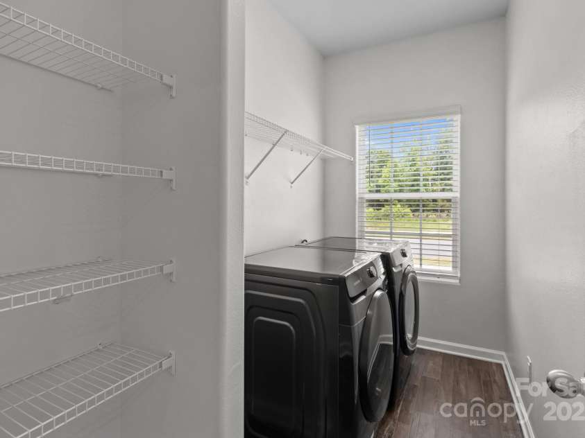 5314 Upton Place, Charlotte, NC 28215.  MLS# CAR4266743, YatesRealty ID 19324. 