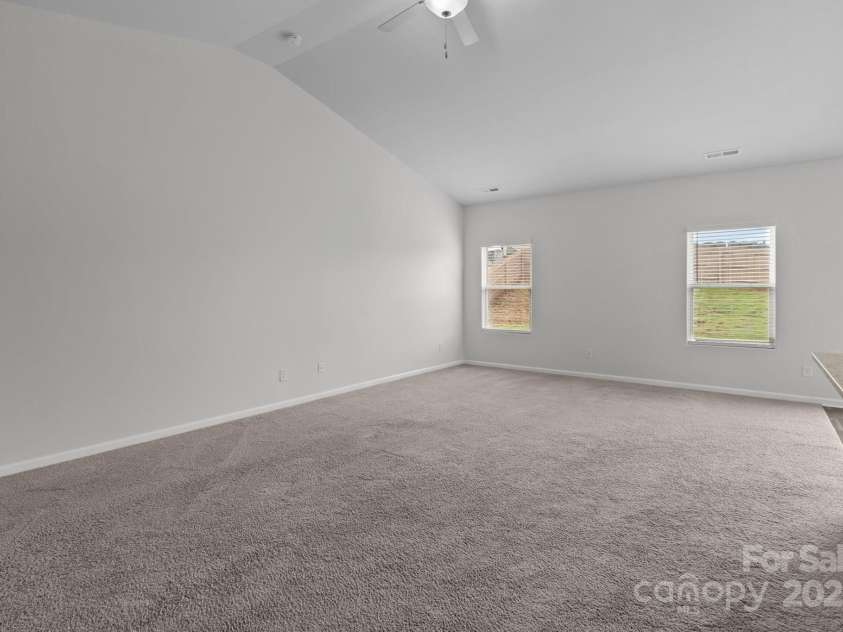 5314 Upton Place, Charlotte, NC 28215.  MLS# CAR4266743, YatesRealty ID 19324. 