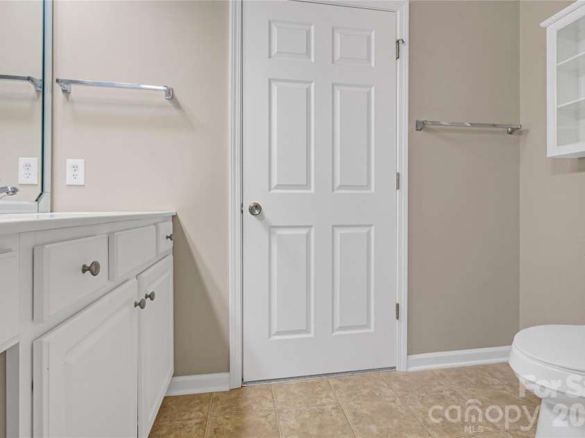 11506 Costigan Lane, Charlotte, NC 28277.  MLS# CAR4354980, YatesRealty ID 19325. 