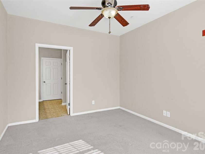 11506 Costigan Lane, Charlotte, NC 28277.  MLS# CAR4354980, YatesRealty ID 19325. 