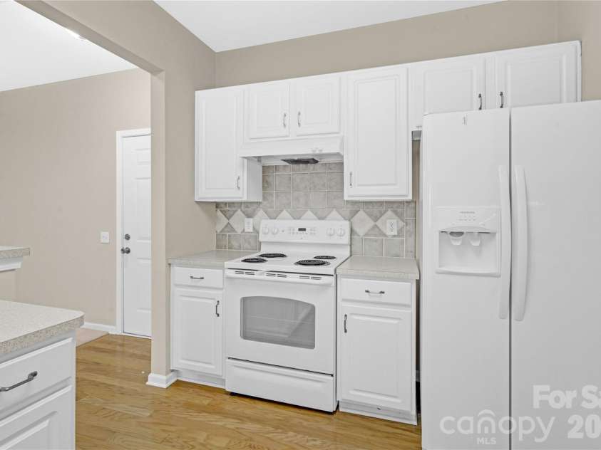 11506 Costigan Lane, Charlotte, NC 28277.  MLS# CAR4354980, YatesRealty ID 19325. 