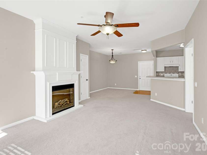 11506 Costigan Lane, Charlotte, NC 28277.  MLS# CAR4354980, YatesRealty ID 19325. 