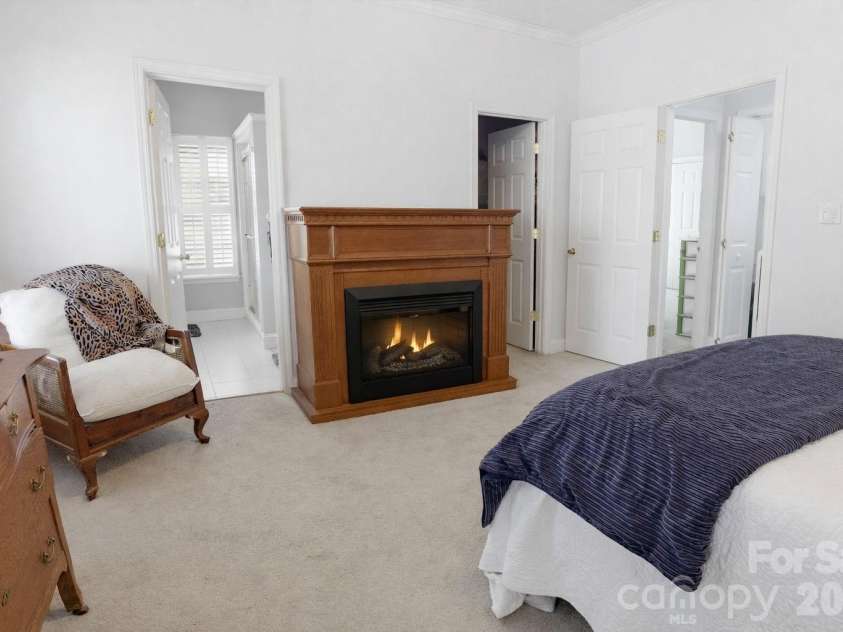 5227 Foley Drive, Hickory, NC 28602.  MLS# CAR4350532, YatesRealty ID 19327. Master Bedroom