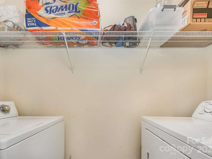 8119 Tremaine Court, Charlotte, NC 28227.  MLS# CAR4270683, YatesRealty ID 19328. Laundry Room