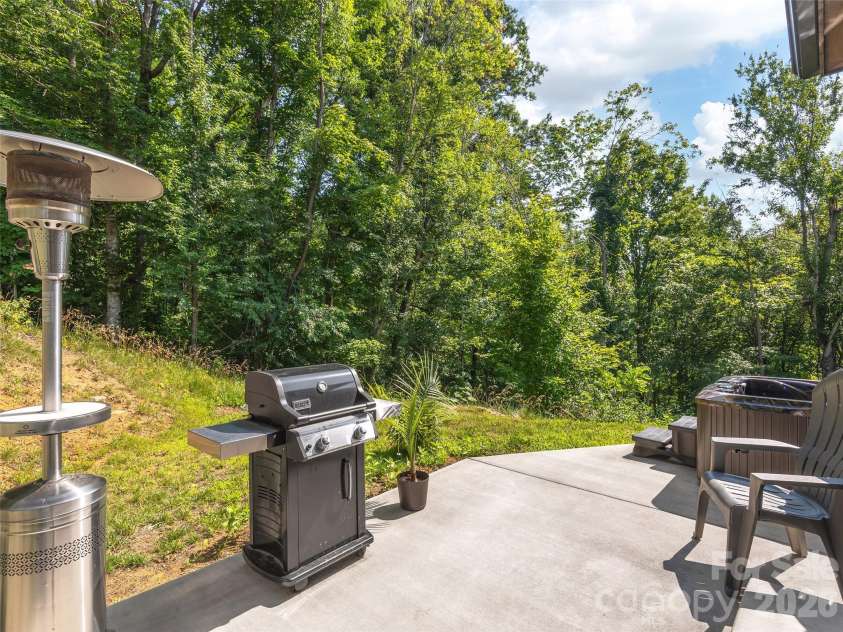 184 Sandys Home Place, Mars Hill, NC 28754.  MLS# CAR4378708, YatesRealty ID 19329. 