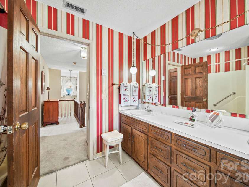 219 Williamsburg Lane, Wadesboro, NC 28170.  MLS# CAR4348880, YatesRealty ID 1933. 
