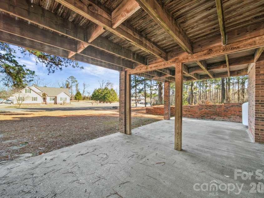 219 Williamsburg Lane, Wadesboro, NC 28170.  MLS# CAR4348880, YatesRealty ID 1933. 