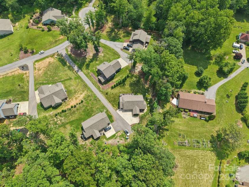 135 Ivey Farms Road, Candler, NC 28715.  MLS# CAR4269944, YatesRealty ID 19331. 