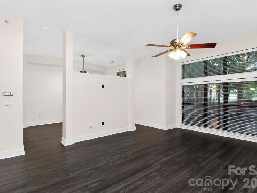 716 Davidson Street, Charlotte, NC 28202.  MLS# CAR4374627, YatesRealty ID 19331. 