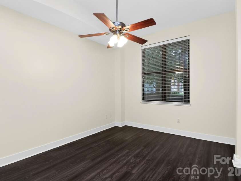 716 Davidson Street, Charlotte, NC 28202.  MLS# CAR4374627, YatesRealty ID 19331. 