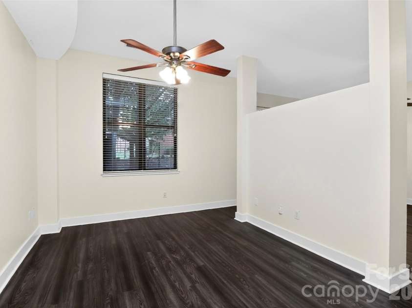 716 Davidson Street, Charlotte, NC 28202.  MLS# CAR4374627, YatesRealty ID 19331. 