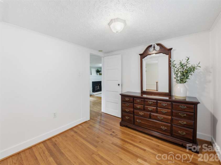 9 Whitted Road, Canton, NC 28716.  MLS# CAR4347147, YatesRealty ID 19332. 