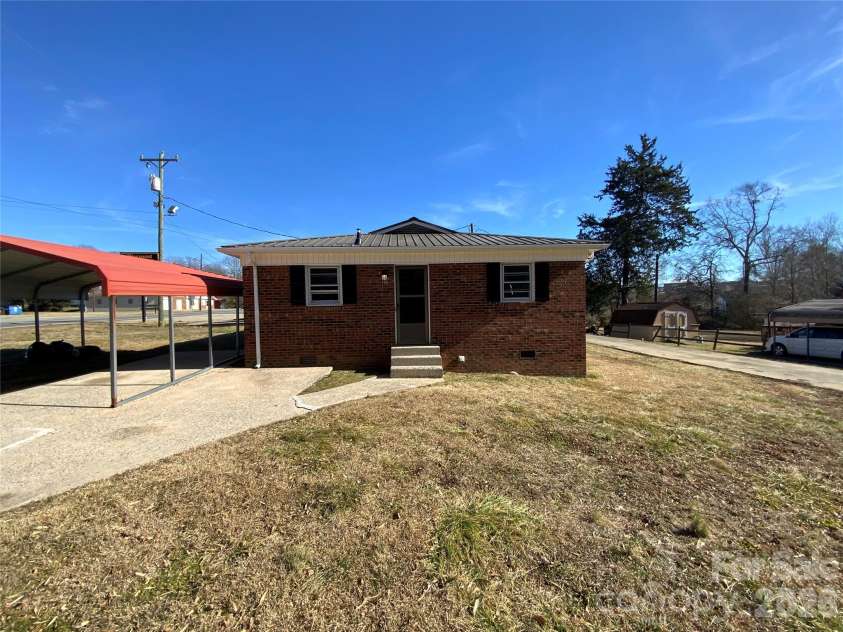 109 Fish Camp Road, Forest City, NC 28043.  MLS# CAR4336498, YatesRealty ID 19333. 