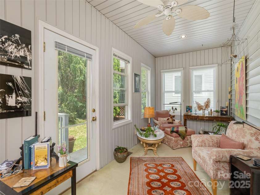 12 Country Meadows Lane, Hendersonville, NC 28792.  MLS# CAR4269097, YatesRealty ID 19333. 