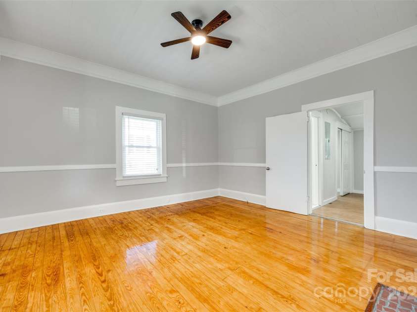 514 Jones Street, Chester, SC 29706.  MLS# CAR4281573, YatesRealty ID 19334. 