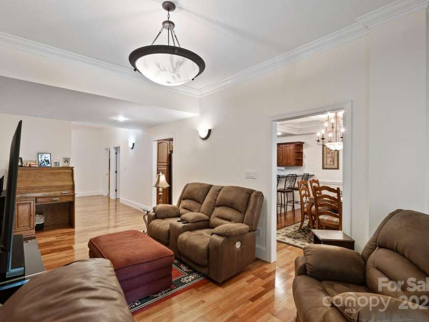 8918 Beach Bluff Court, Sherrills Ford, NC 28673.  MLS# CAR4269894, YatesRealty ID 19335. 