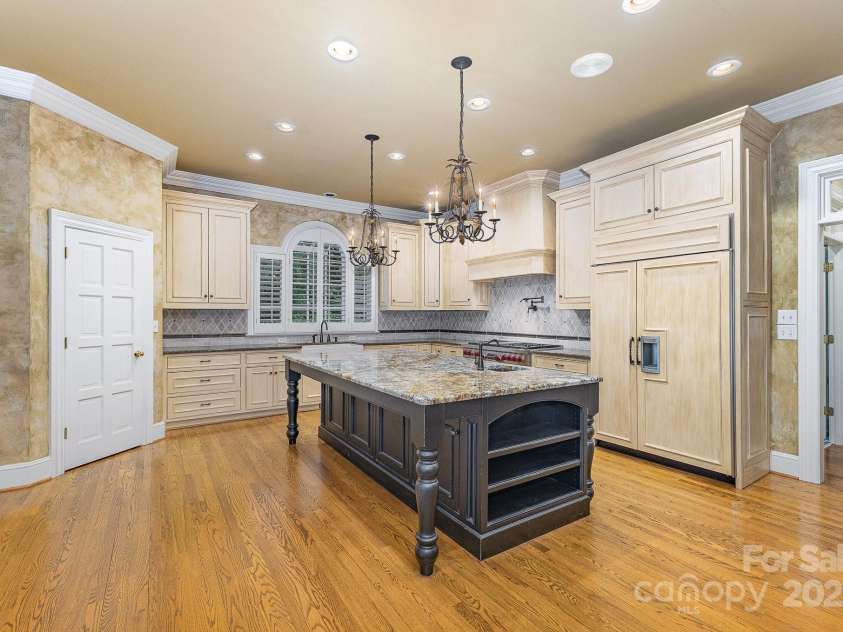 517 Kingsdown Court, Waxhaw, NC 28173.  MLS# CAR4266823, YatesRealty ID 19337. 