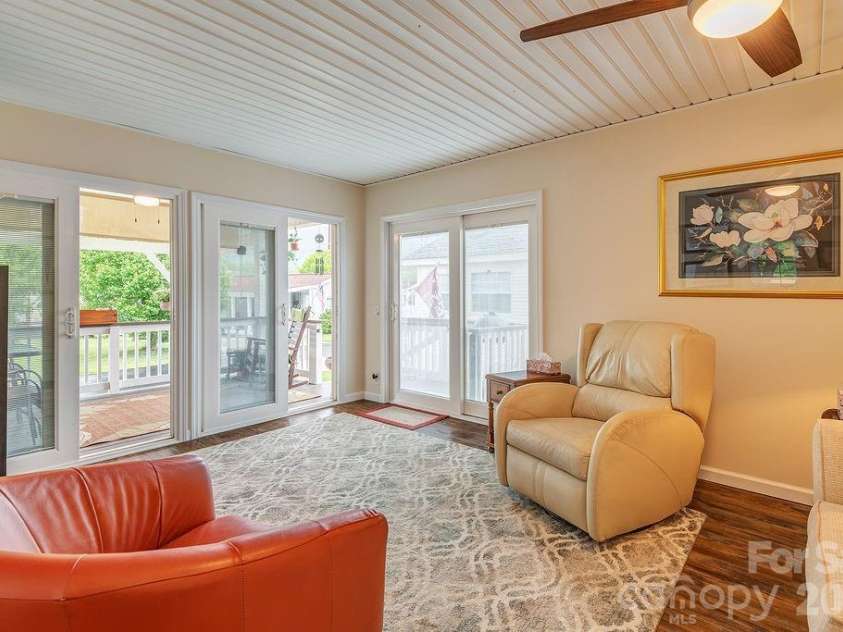 101 Strollers Lane, Waynesville, NC 28785.  MLS# CAR4373889, YatesRealty ID 19338. 