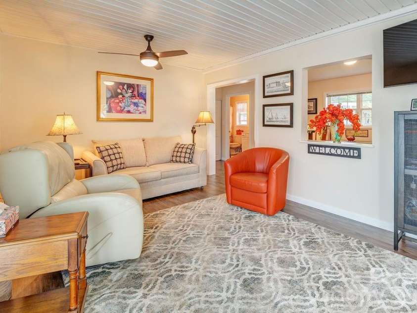 101 Strollers Lane, Waynesville, NC 28785.  MLS# CAR4373889, YatesRealty ID 19338. 