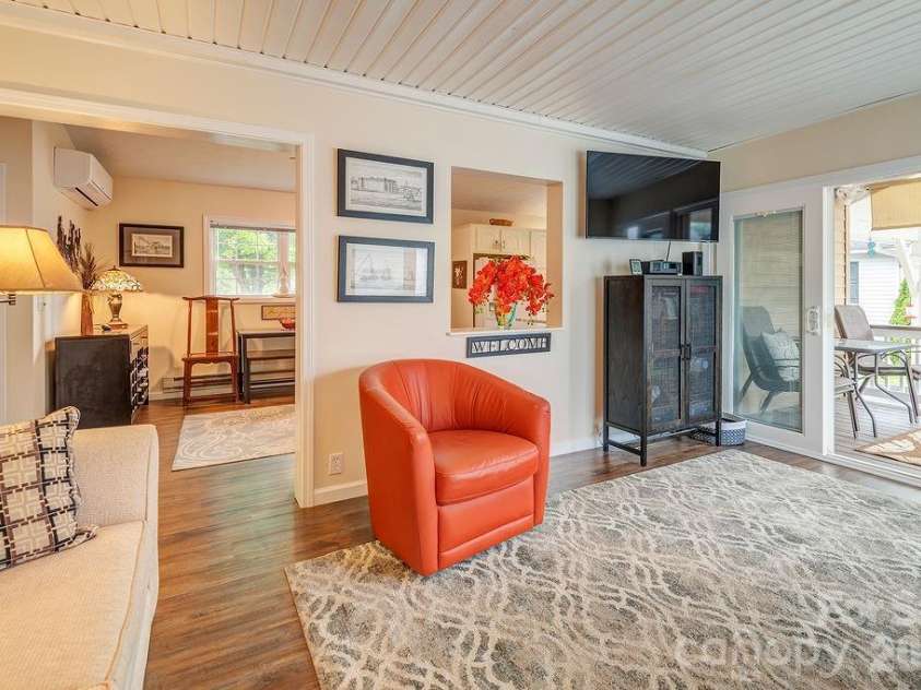 101 Strollers Lane, Waynesville, NC 28785.  MLS# CAR4373889, YatesRealty ID 19338. 